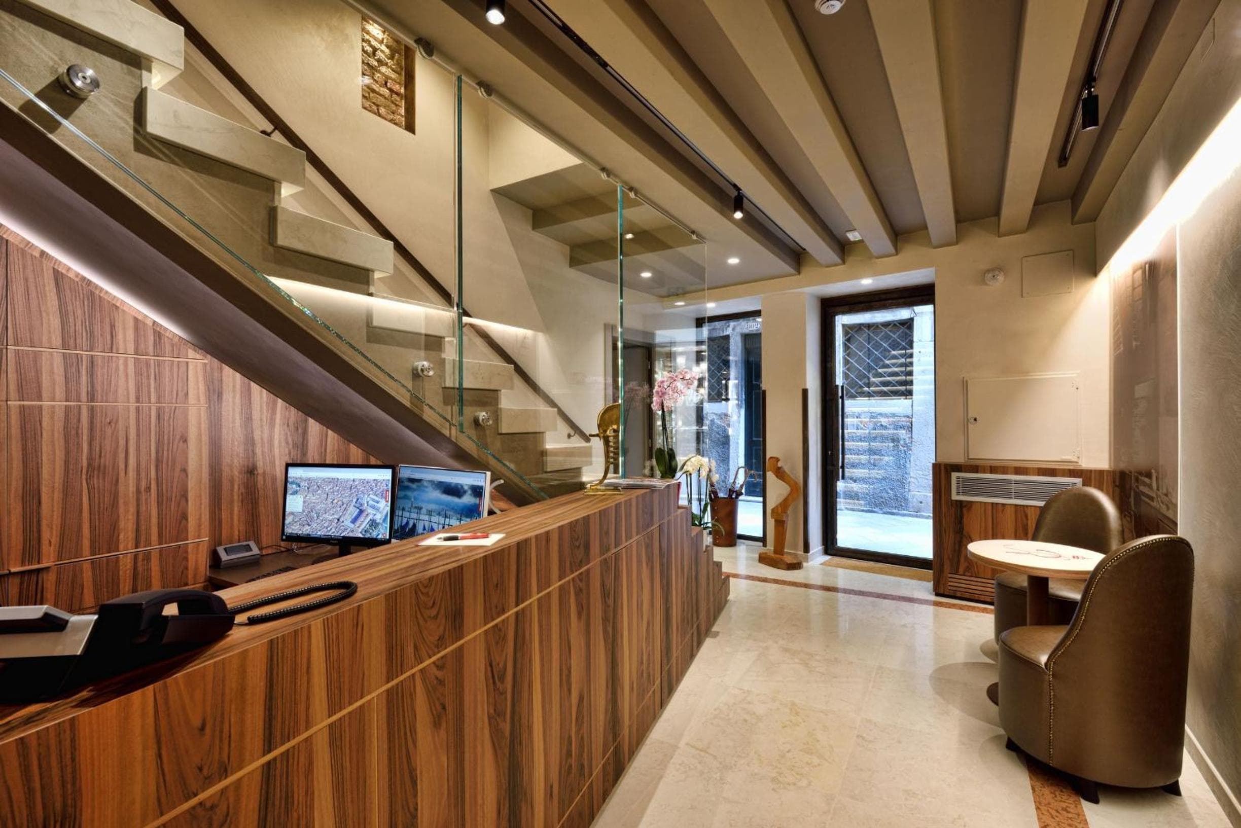 recepcion & lobby