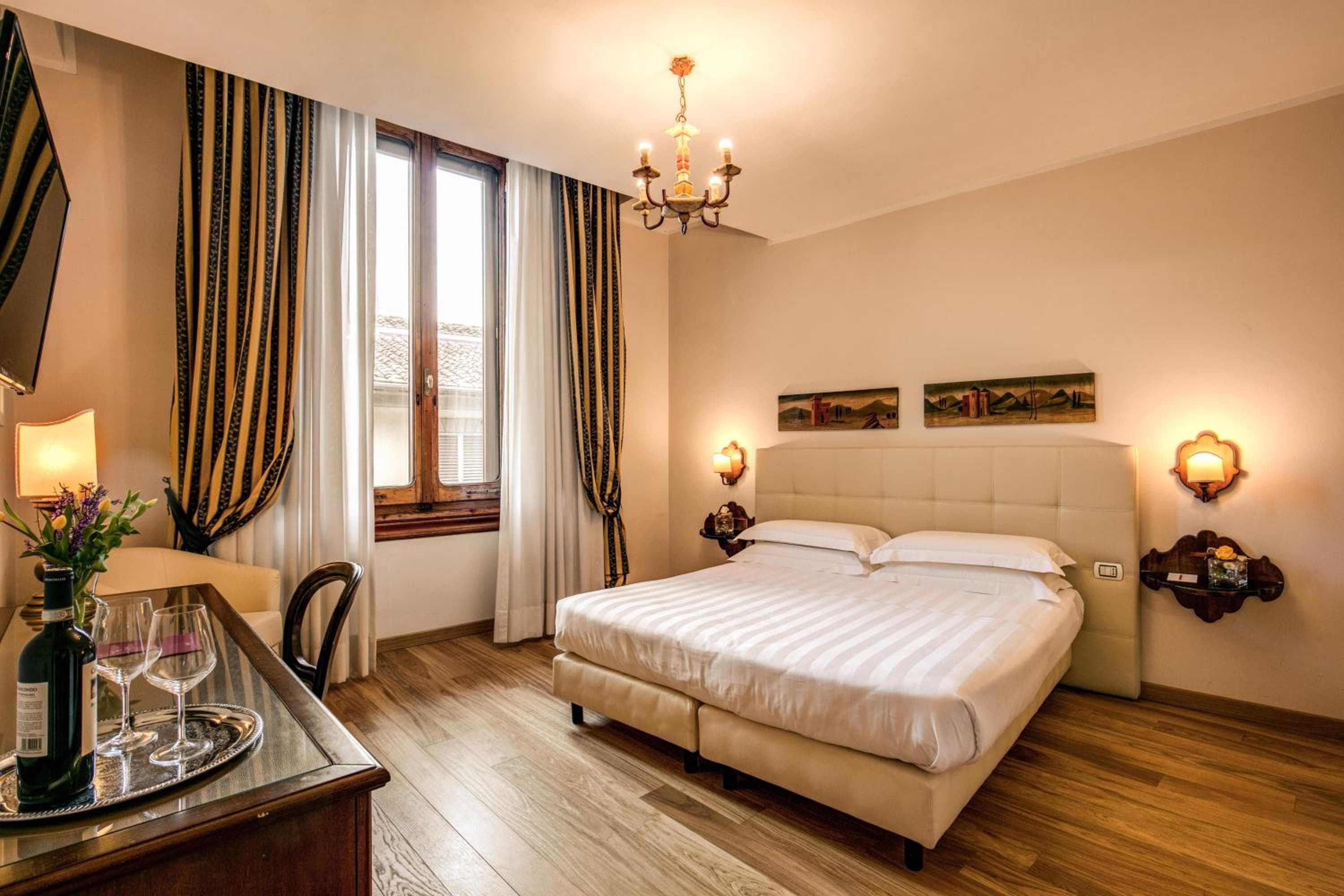 Hotel Croce Di Malta