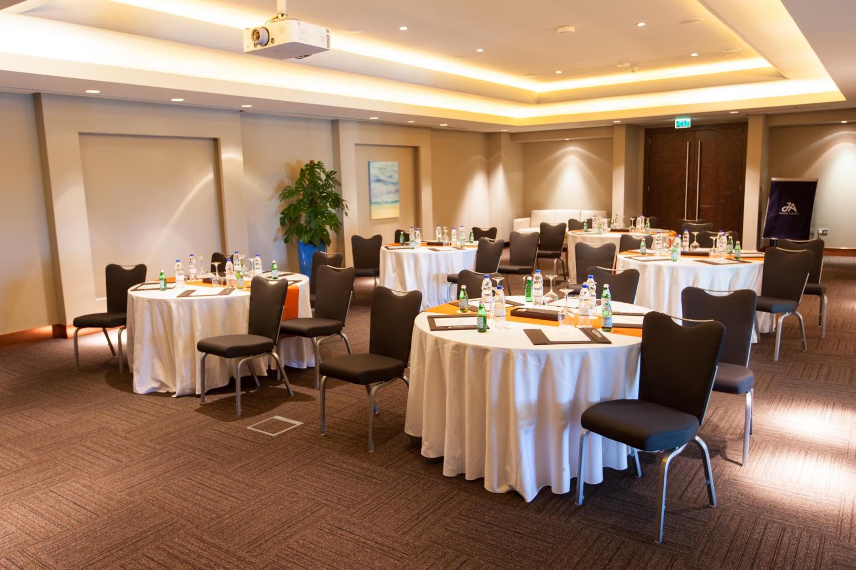 JA Ocean View Hotel, Jumeirah Beach Dubai