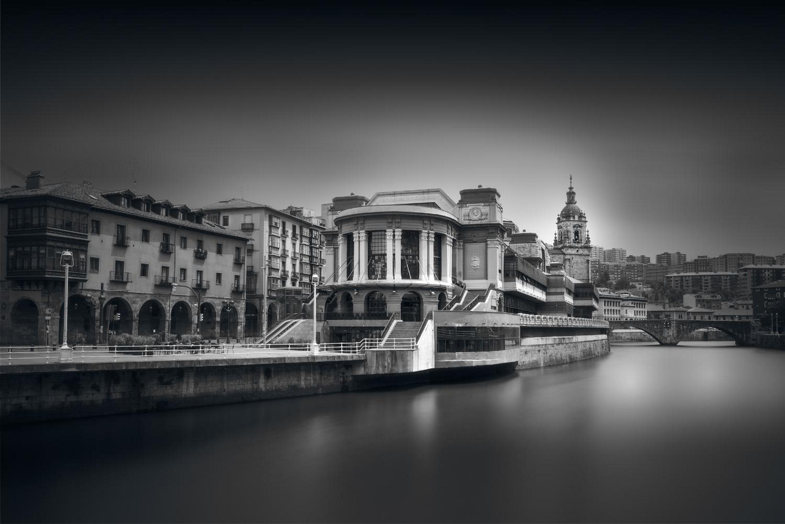 Bilbao City Center by abba Suites