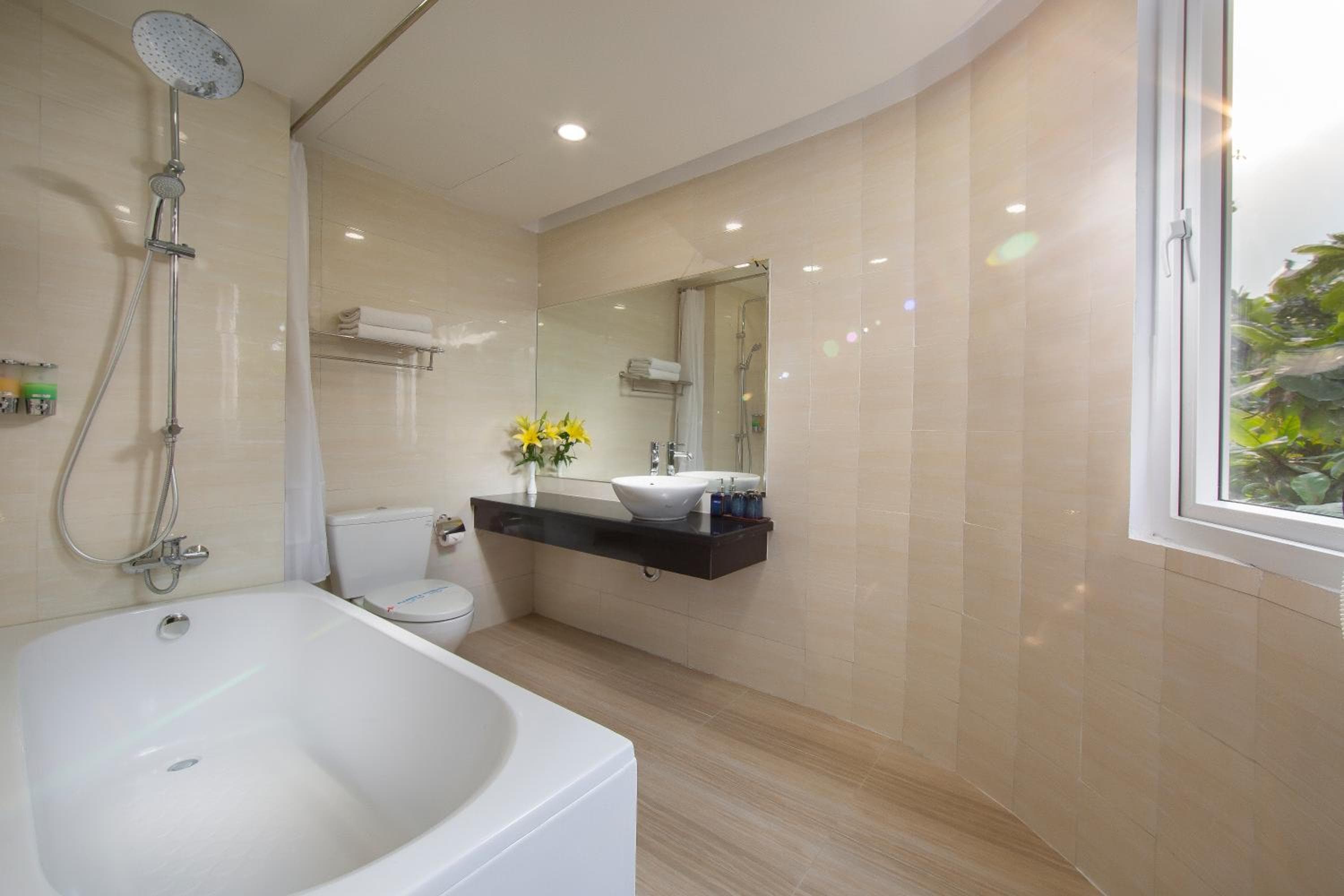 Hanoi Royal Palace Hotel 2