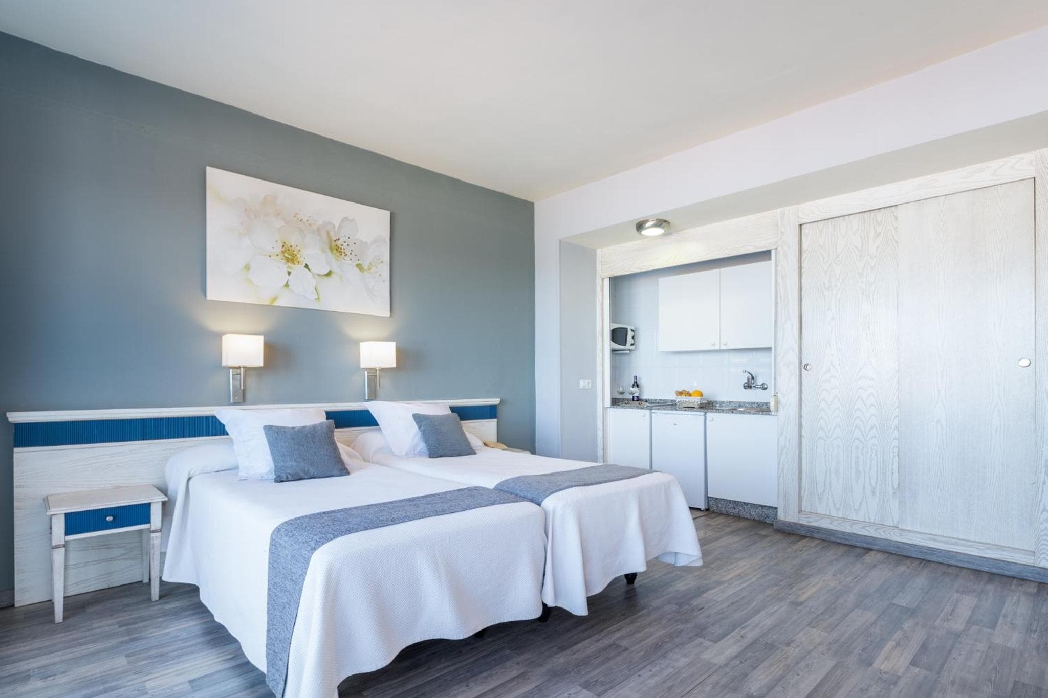 Apartamentos Colón Playa