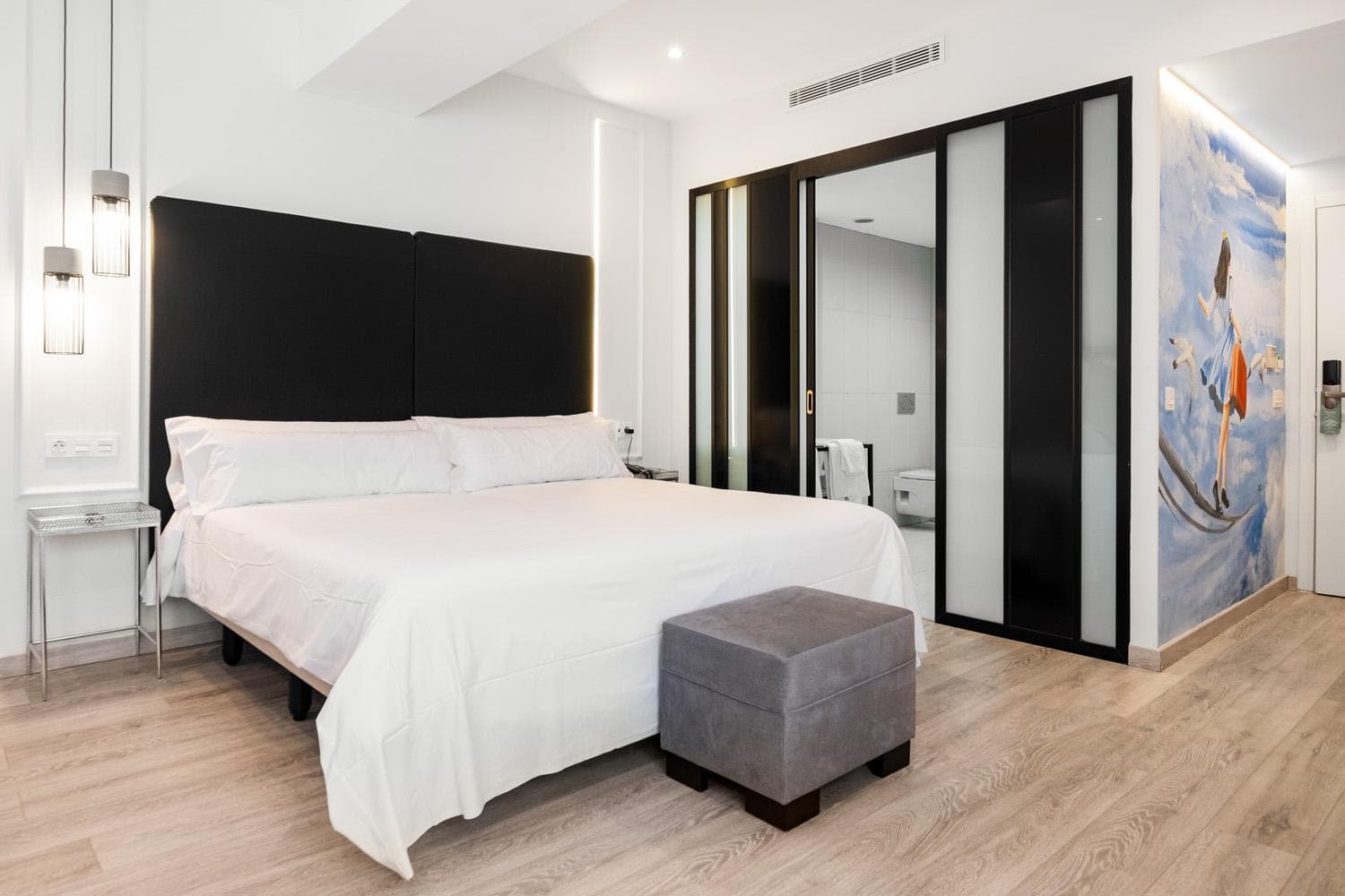 hotel room