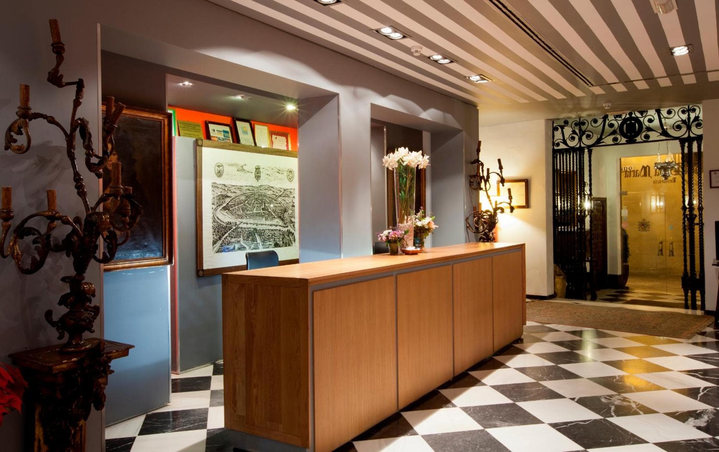 Hotel Doña María