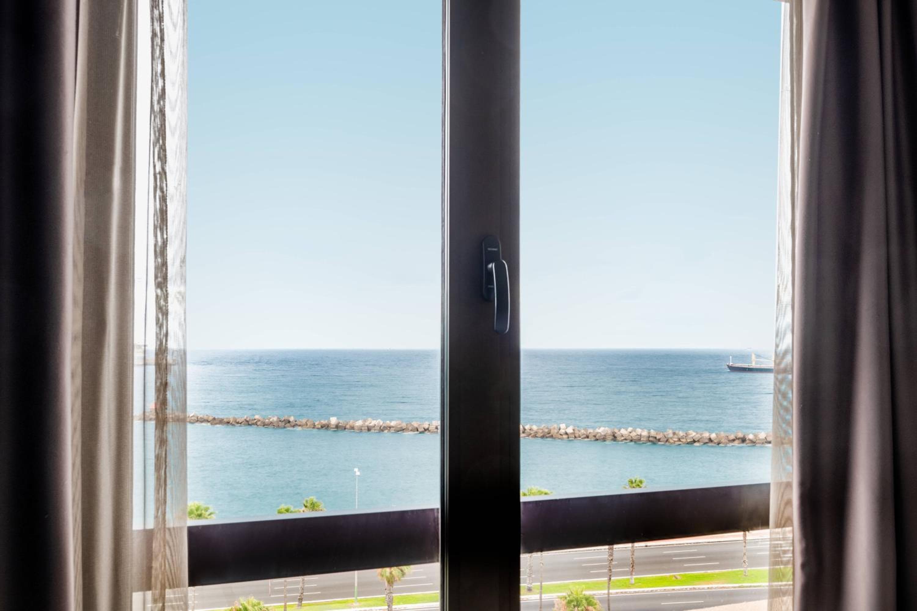 AC Hotel Iberia Las Palmas by Marriott