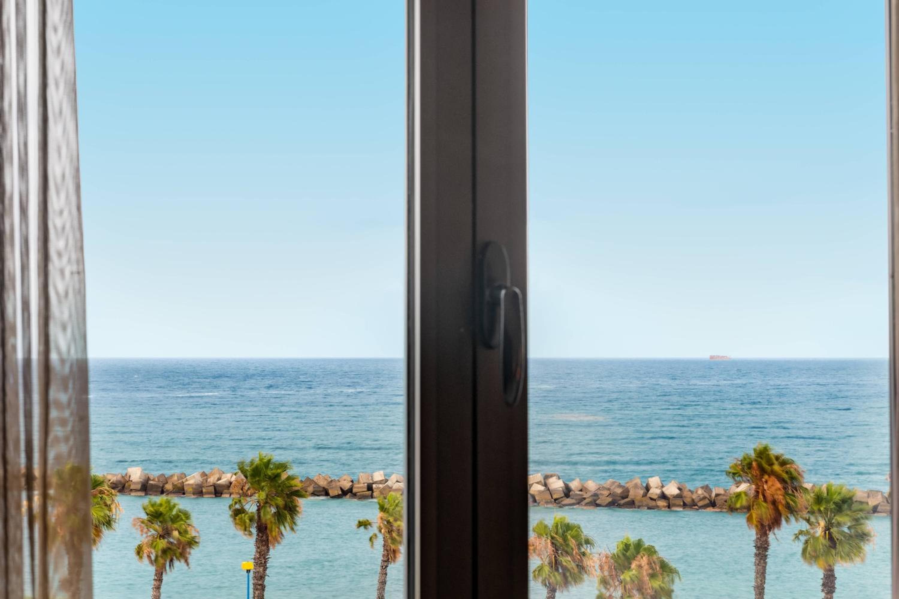 AC Hotel Iberia Las Palmas by Marriott