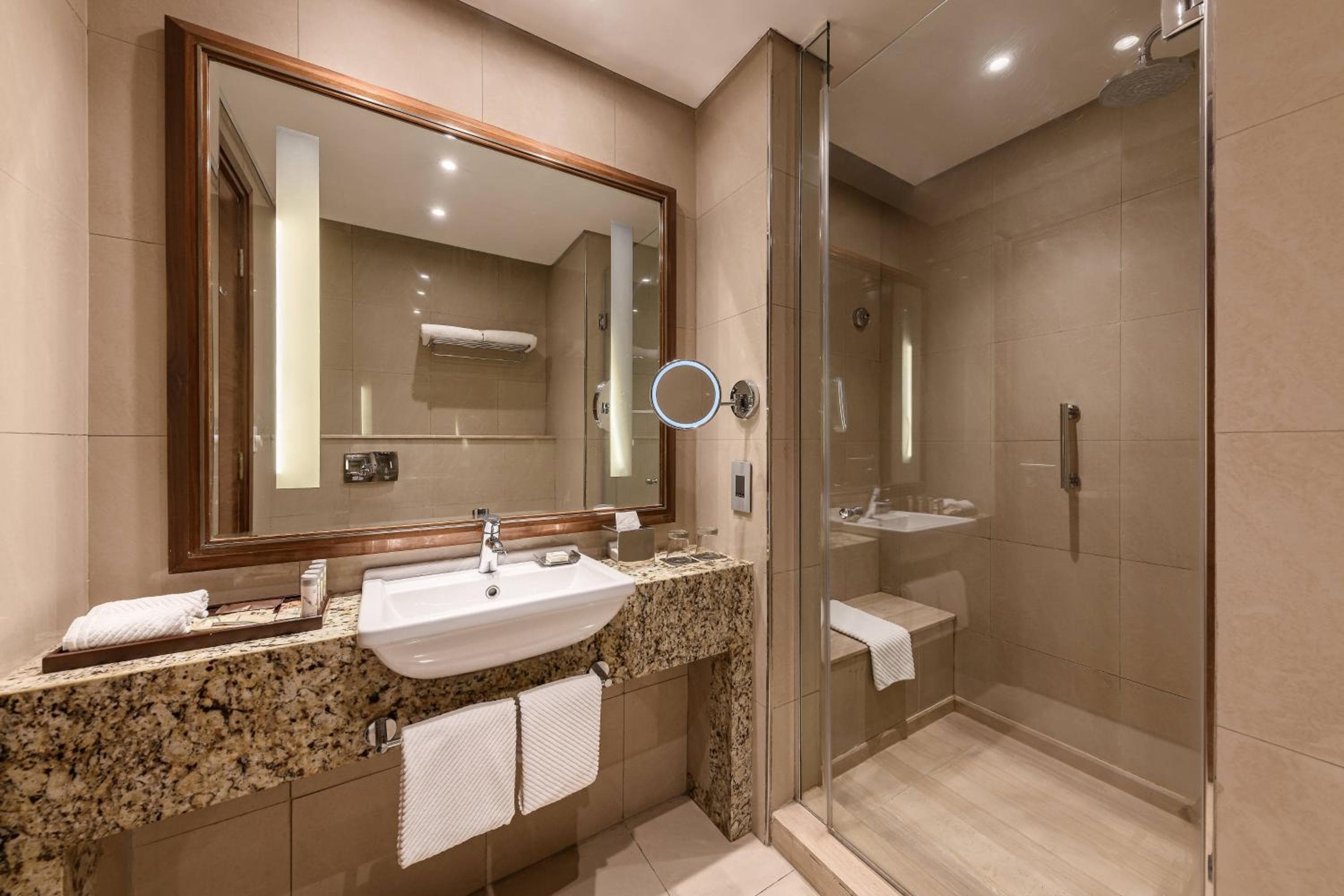 Renaissance Cairo Mirage City Hotel