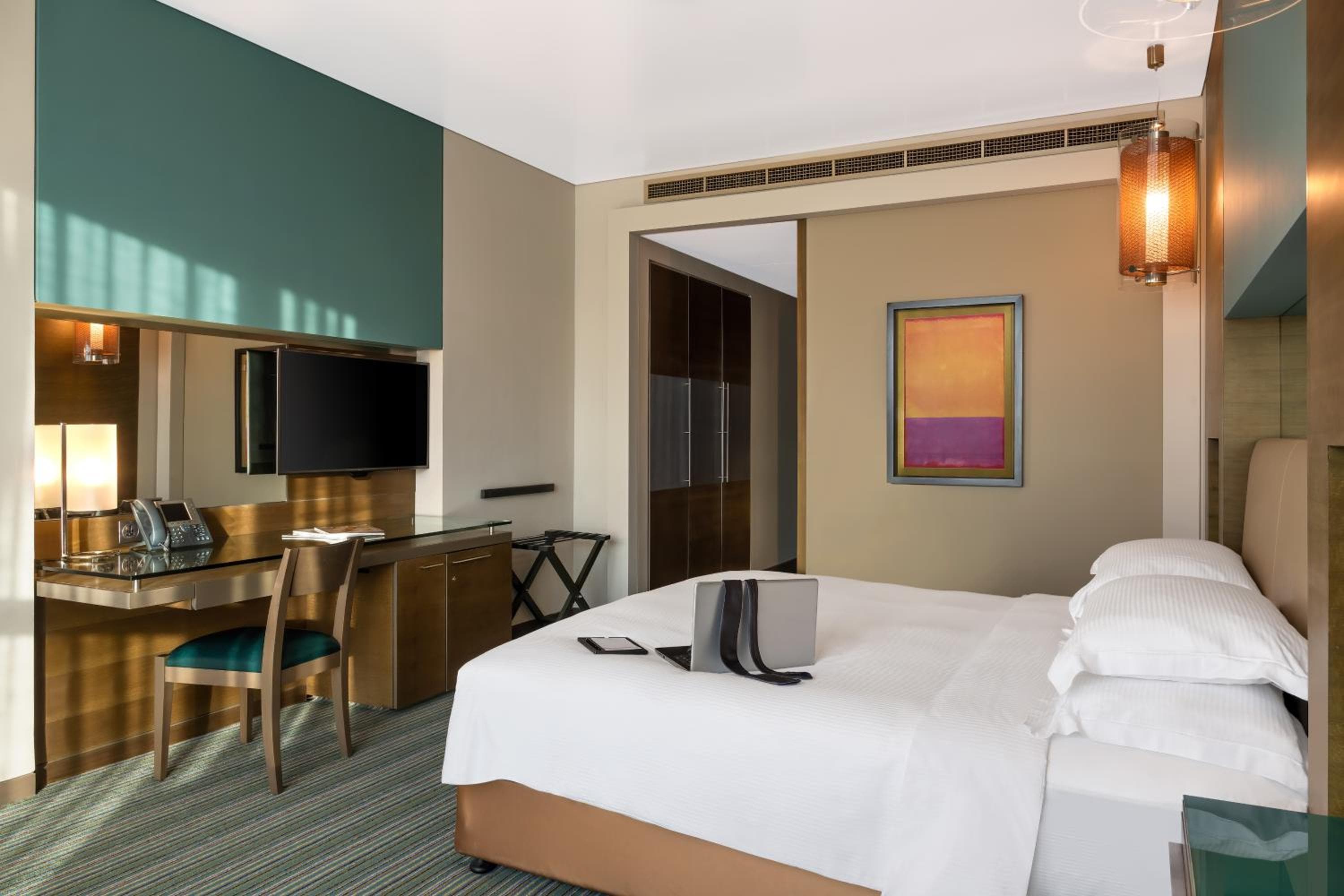 Park Rotana Abu Dhabi
