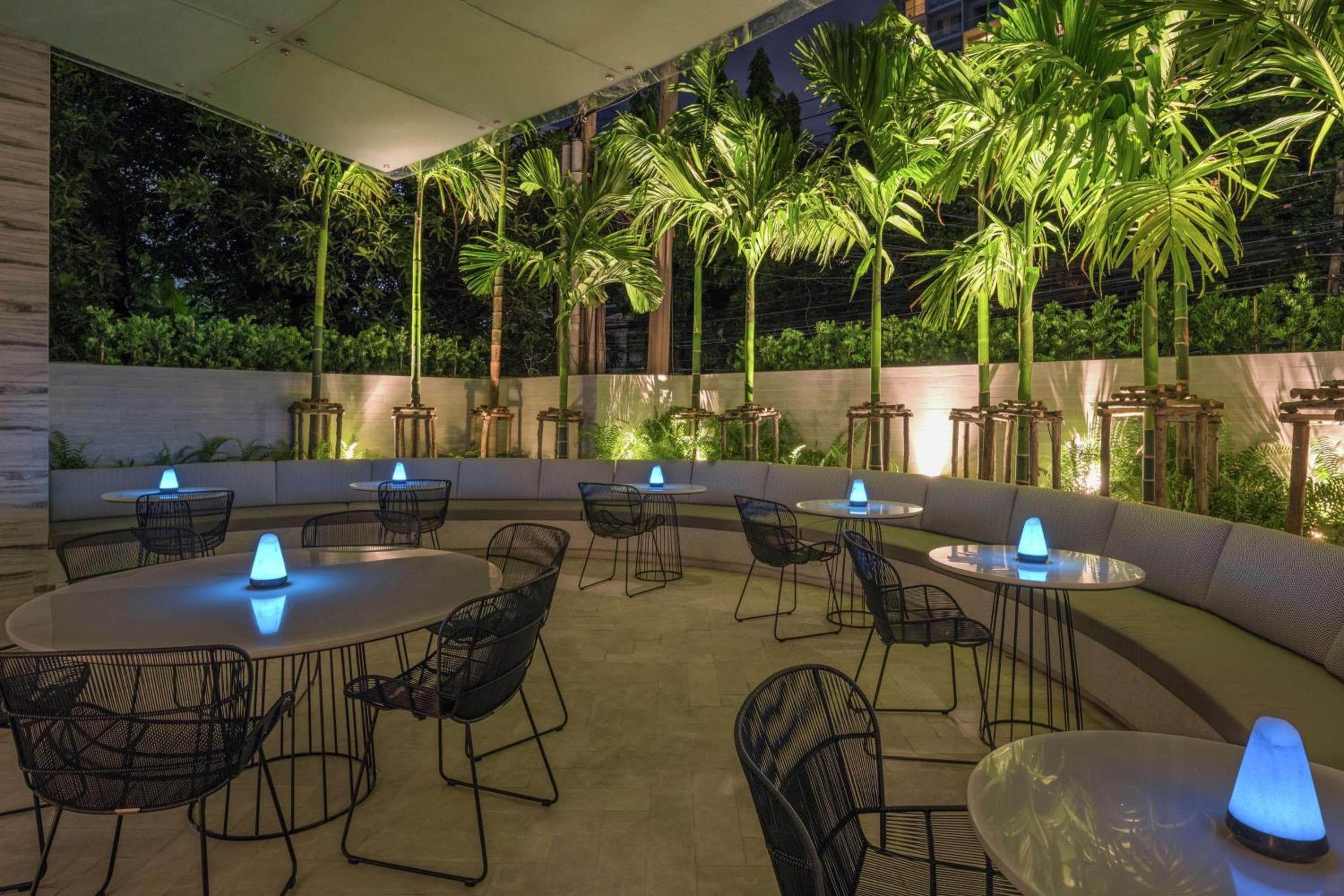 DoubleTree by Hilton Bangkok Ploenchit