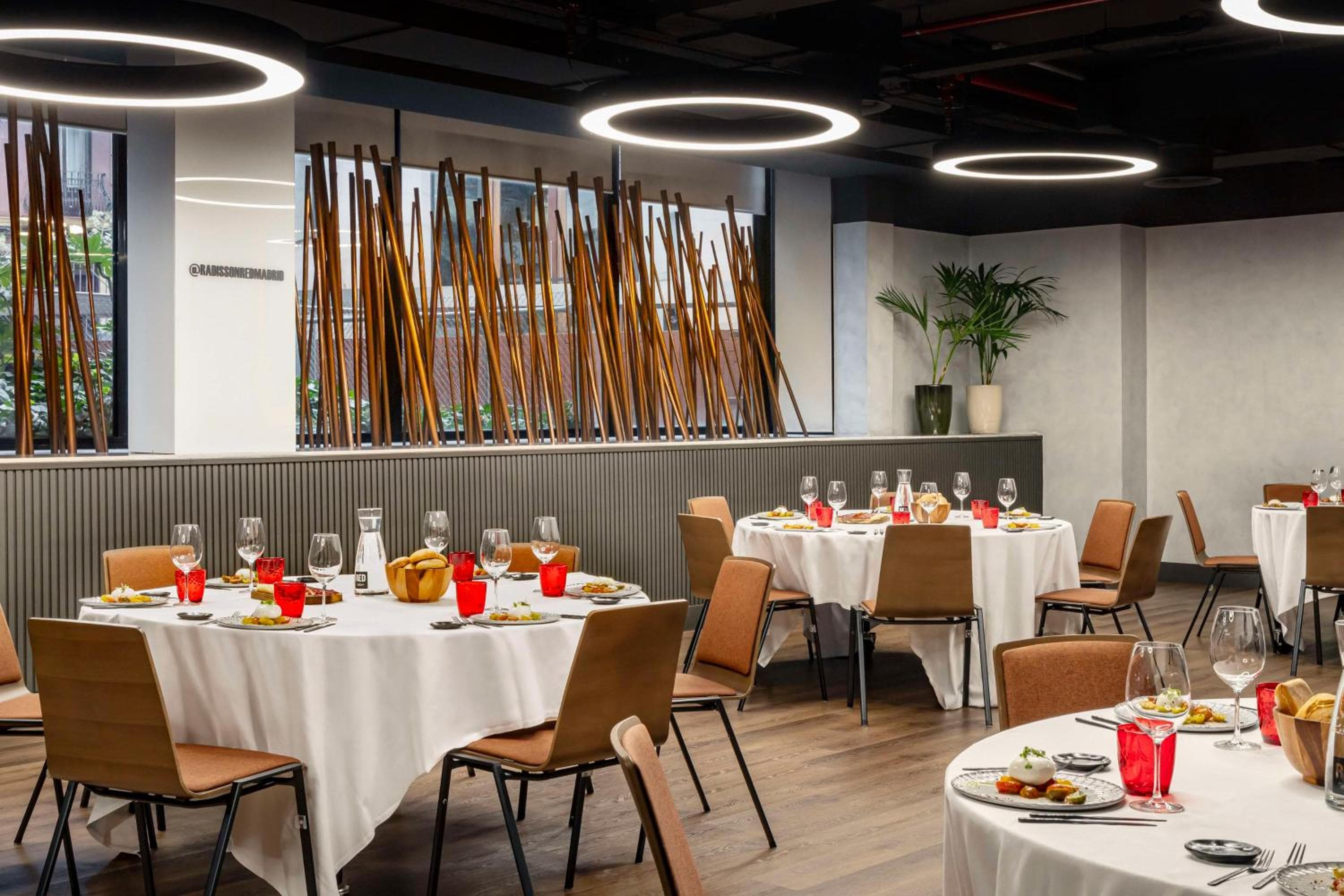 Radisson RED Madrid