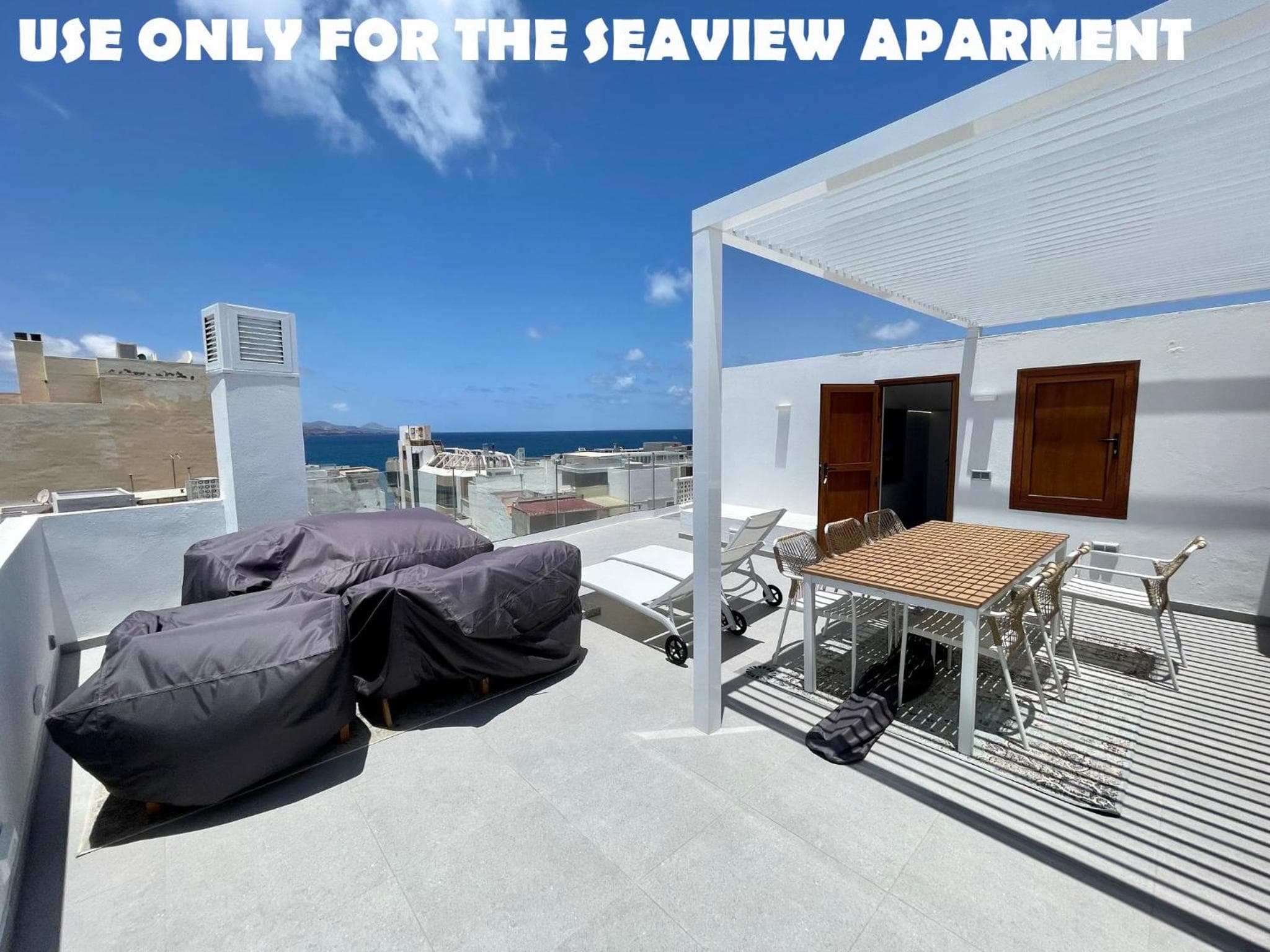 Mary Sánchez Beach Apartments