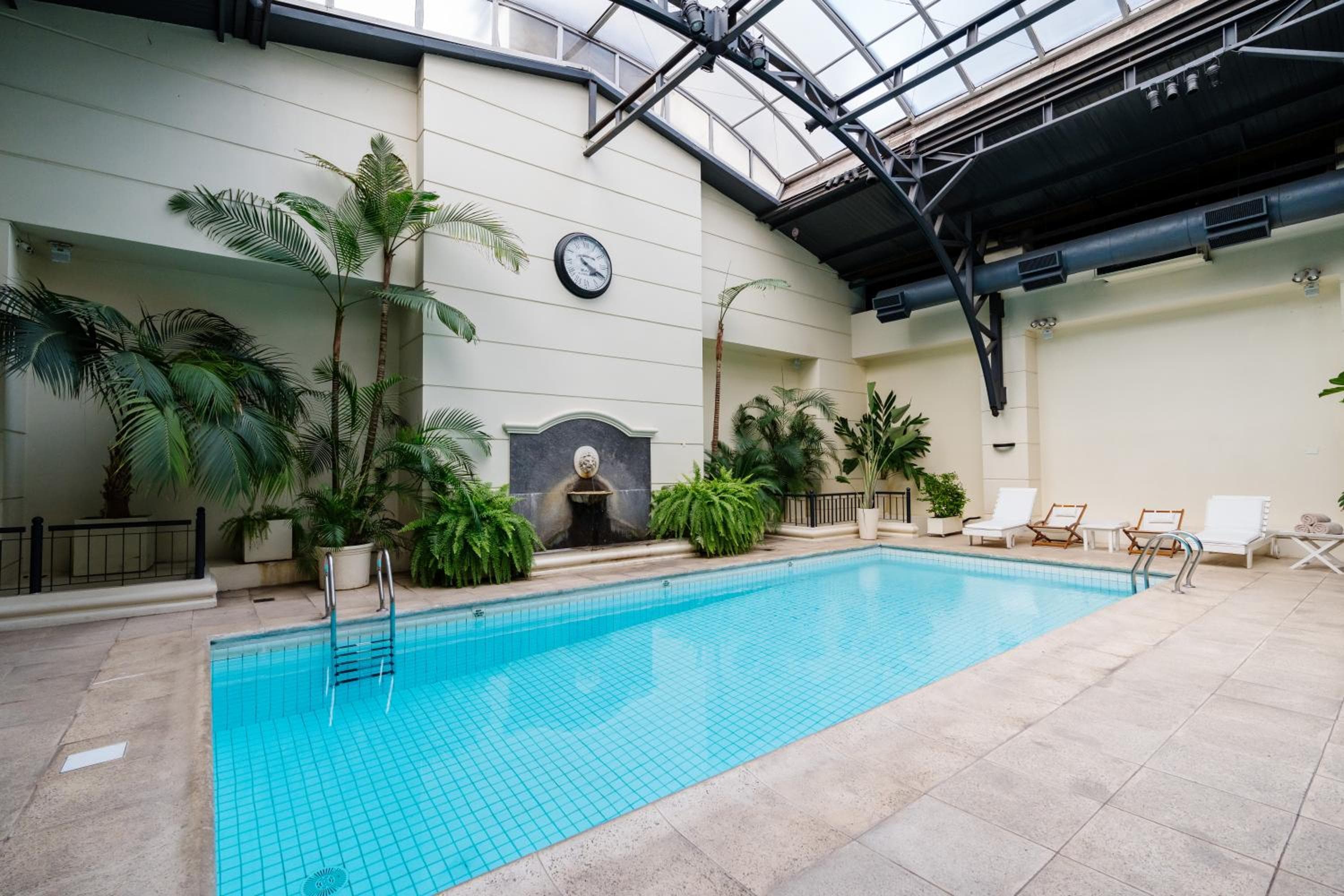 Loi Suites Recoleta Hotel