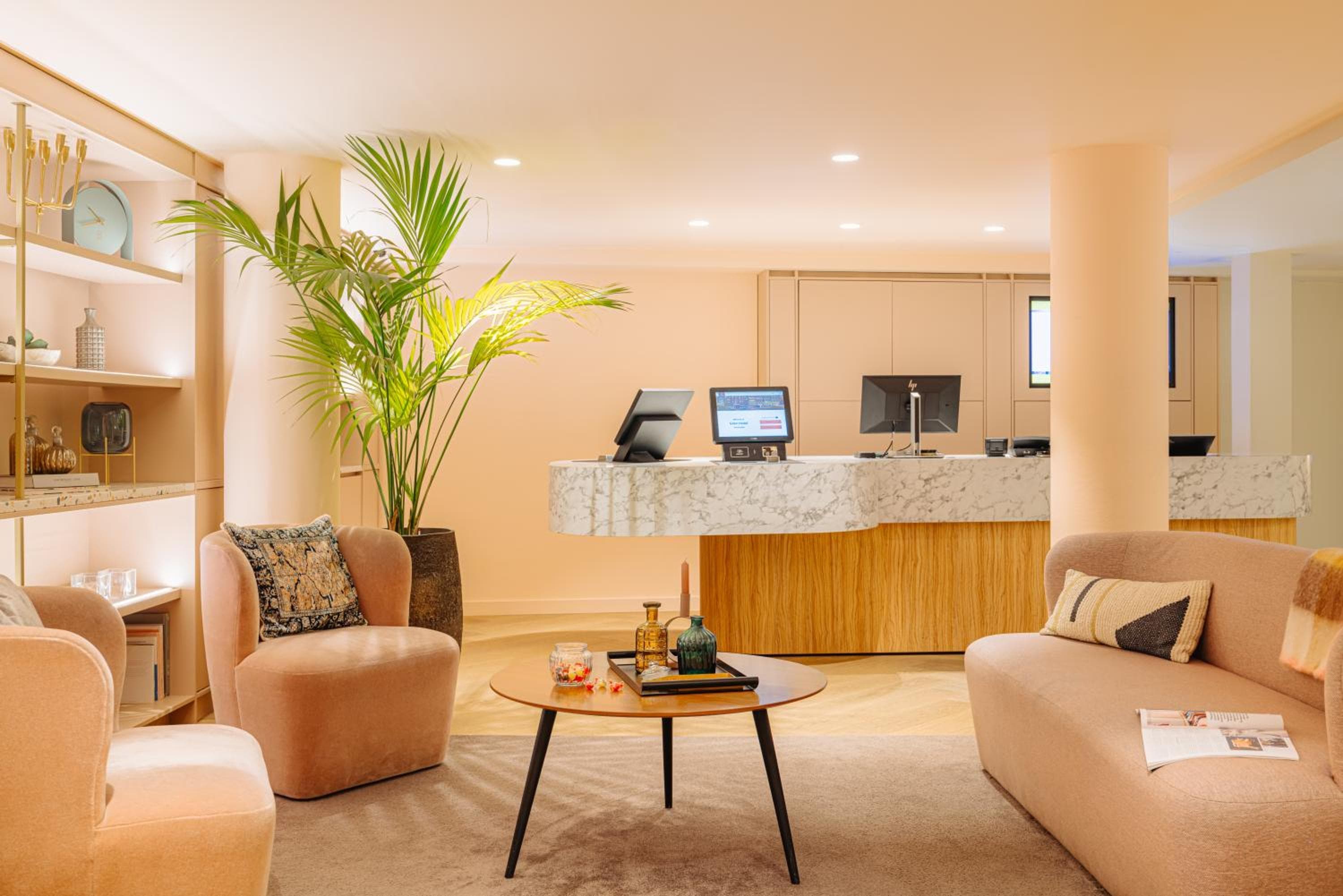 recepcion & lobby