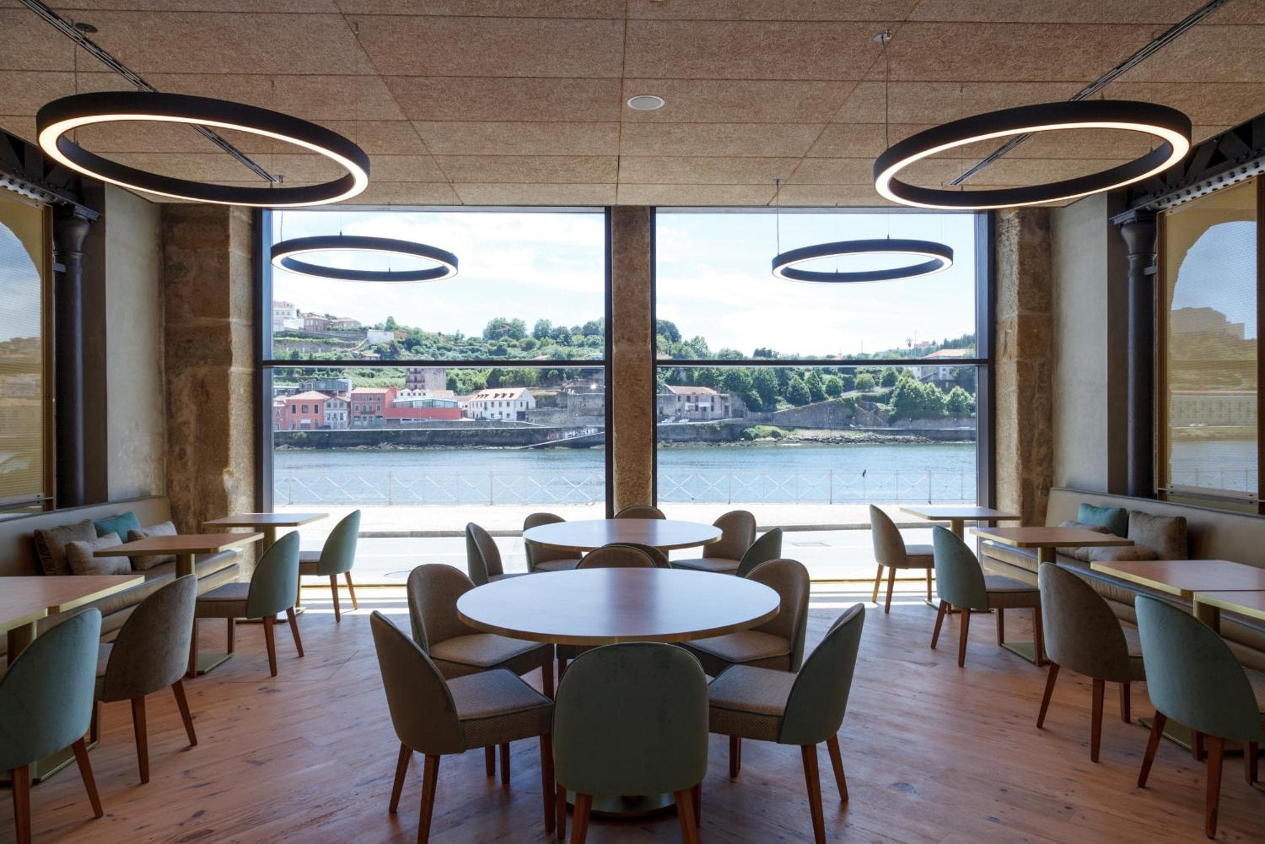 NEYA Porto Hotel