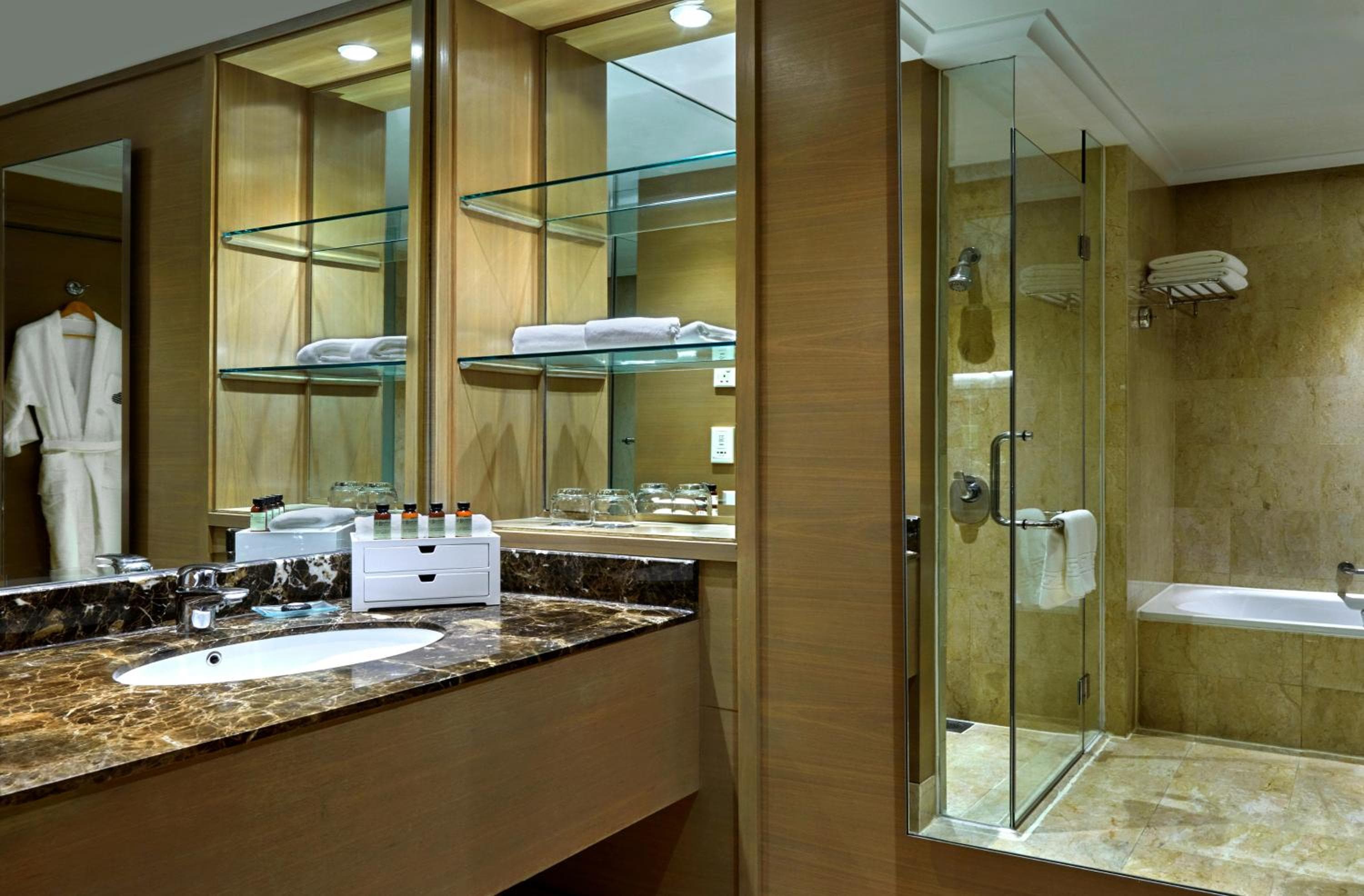 Pullman Kuala Lumpur City Centre Hotel & Residences