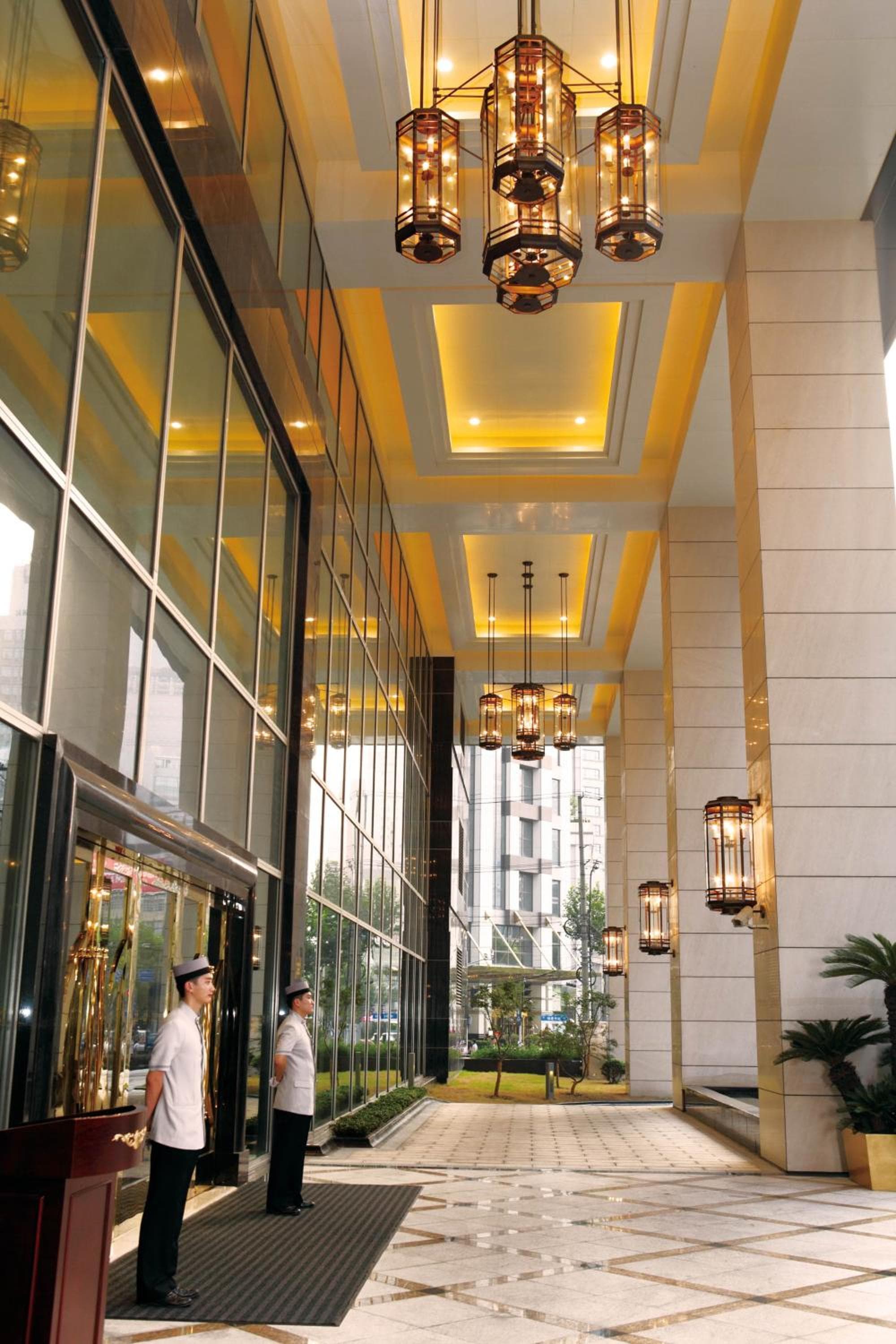 Grand Central Hotel Shanghai - Nanjing Road
