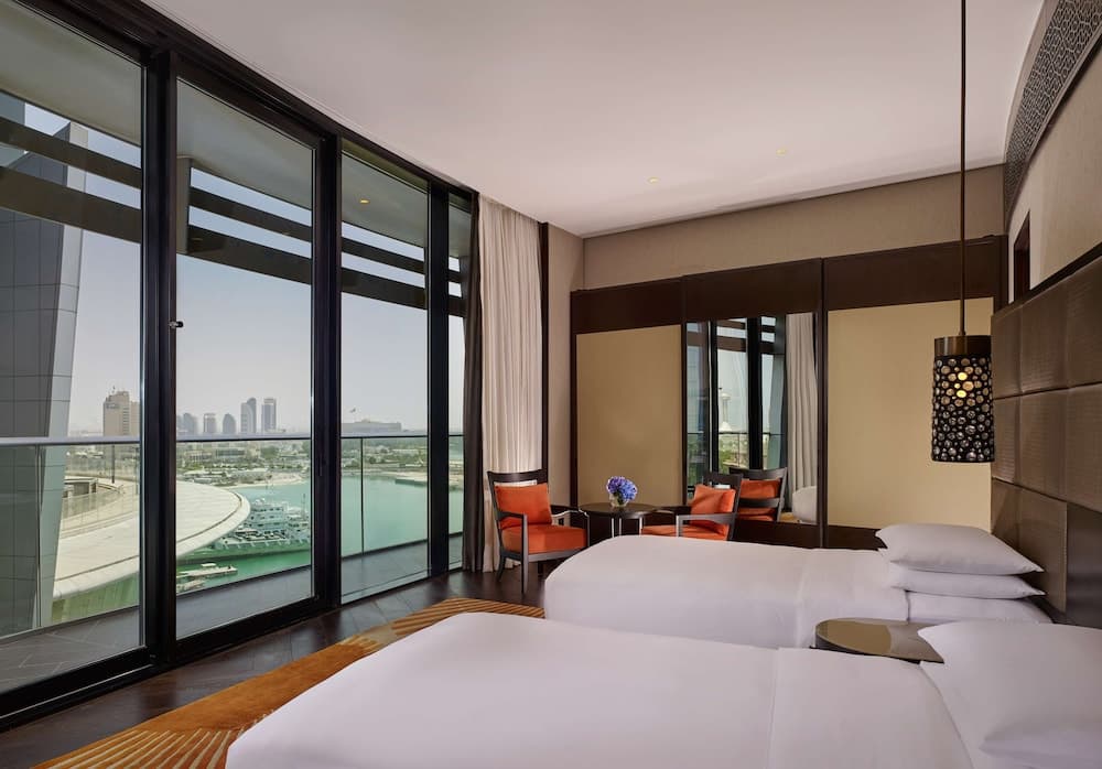 Grand Hyatt Abu Dhabi Hotel And Residences Emirates Pearl