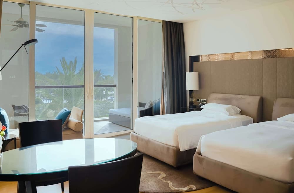 Park Hyatt Abu Dhabi Hotel & Villas