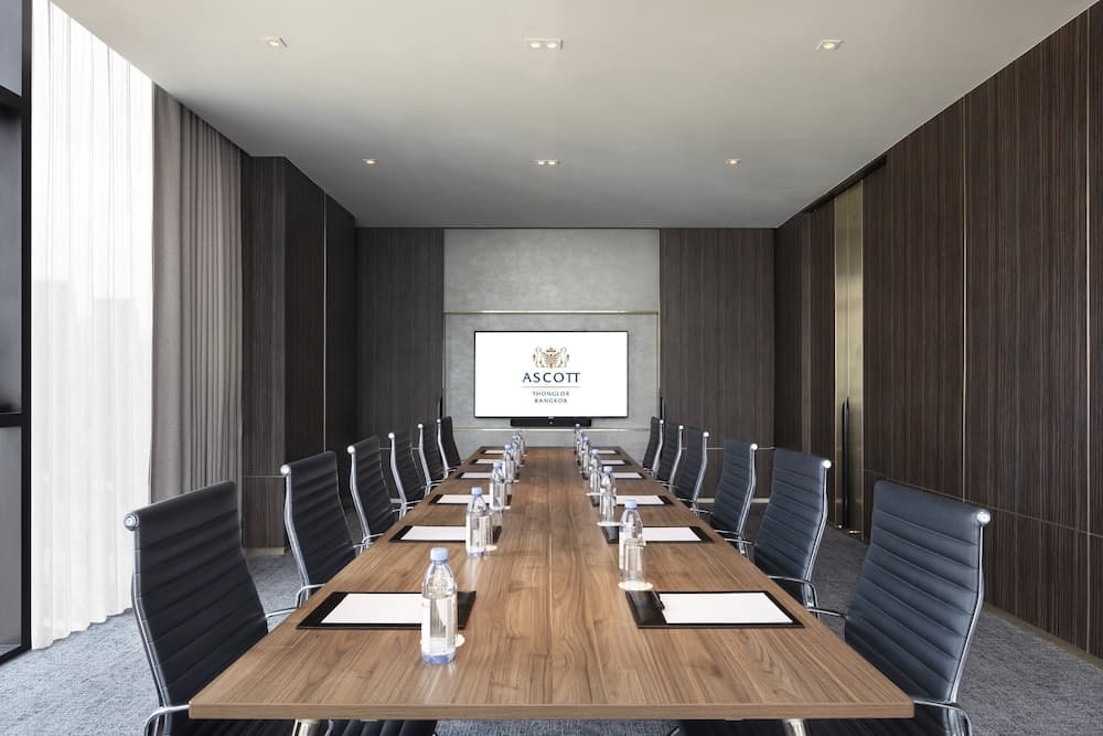 meeting & event spaces