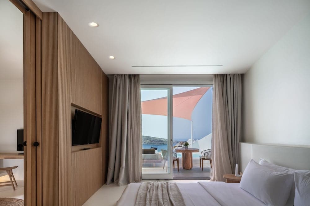 Andronis Luxury Suites