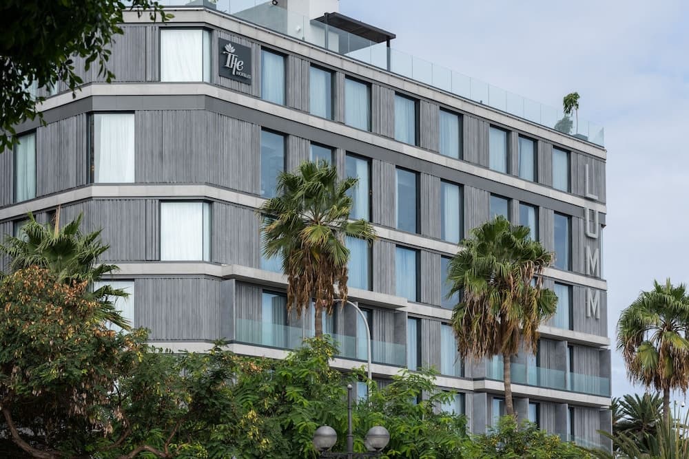 Hotel LIVVO Lumm