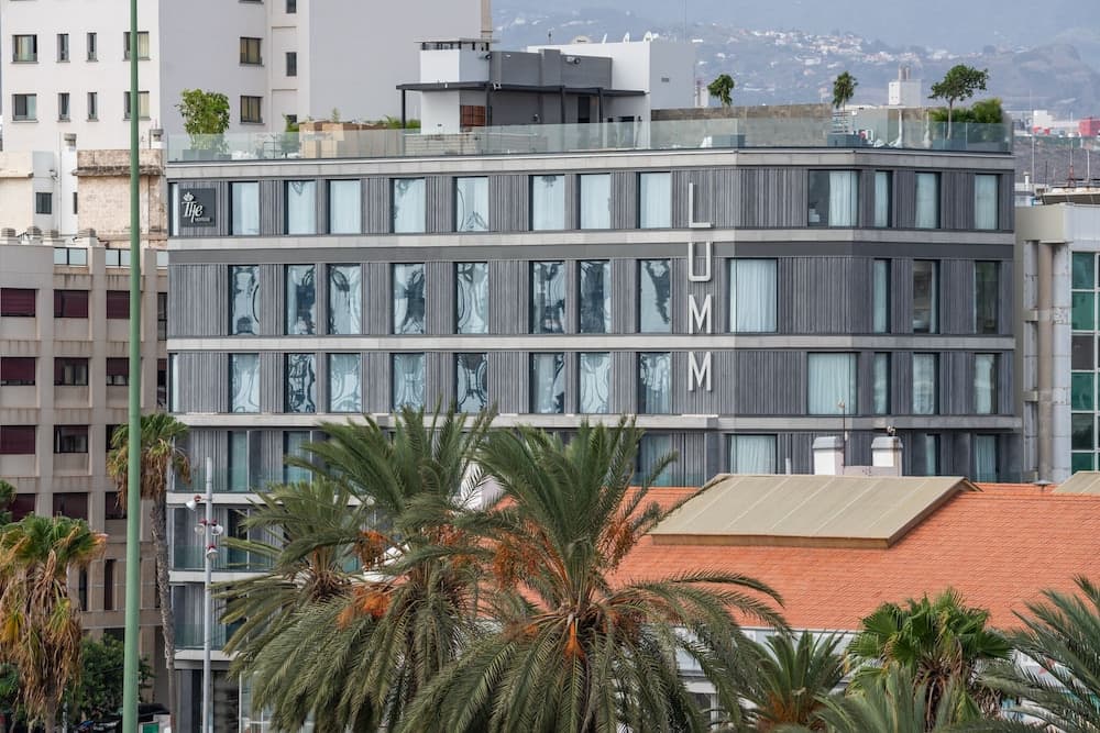 Hotel LIVVO Lumm