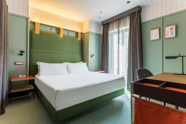 Standard Double or Twin Room · photo 5