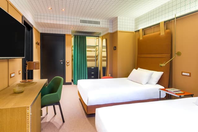 Superior Double or Twin Room · photo 7