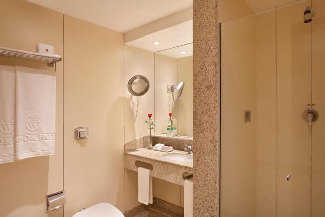 Superior Twin Room · photo 3