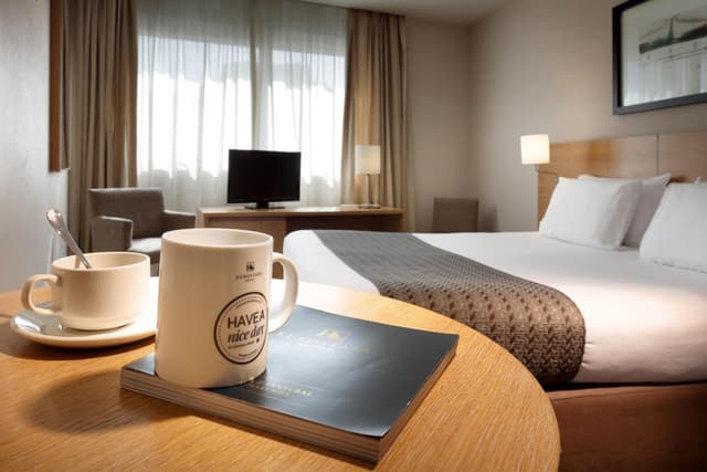 Double or Twin Room · photo 3