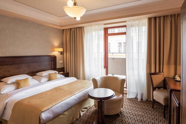 Double Room with Extra Bed · photo 2