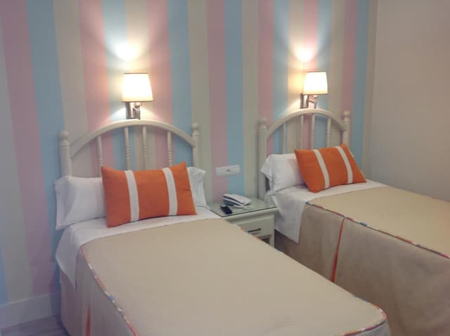 Habitación Estándar con Dos Camas Individuales · foto 7