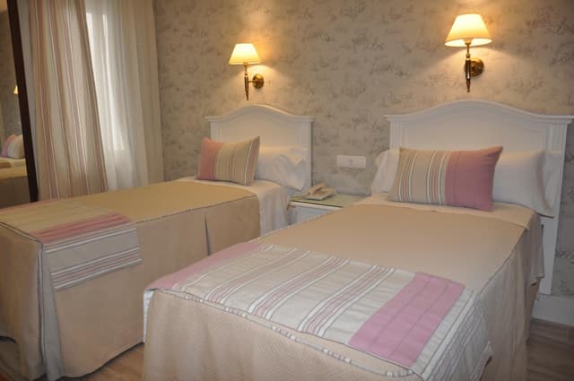 Habitación Estándar con Dos Camas Individuales · foto 5
