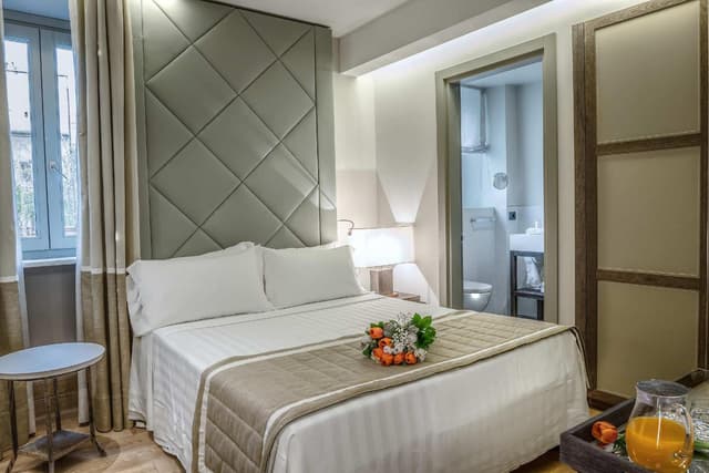 Small Double Room · photo 1