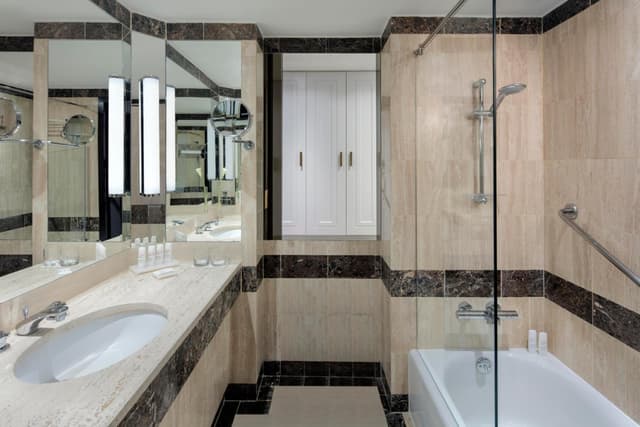 Standard Room with Balcony - Creek View · photo 2