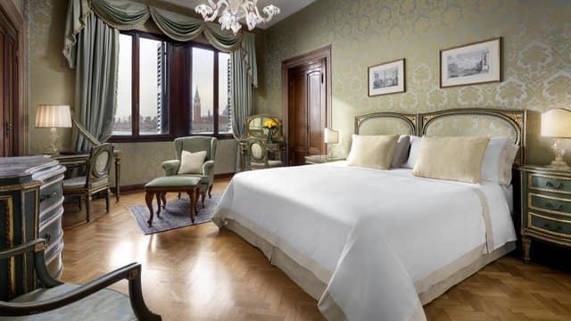 Deluxe Lagoon View Room, Guest room, Lagoon view · photo 1