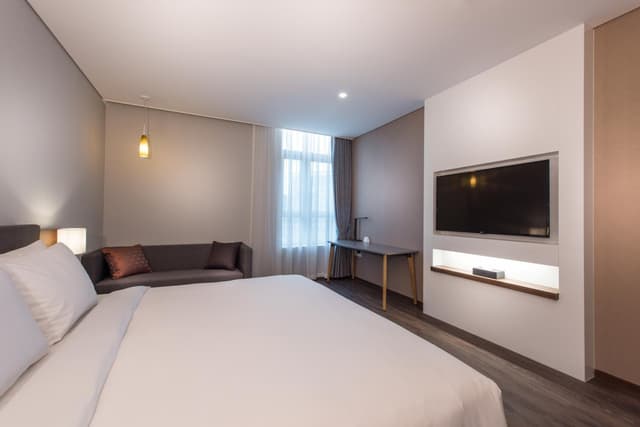 Deluxe King Room · photo 4
