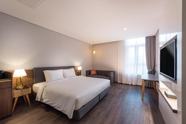 Deluxe King Room · photo 3