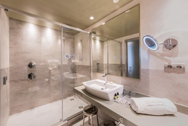 Double Room · photo 2