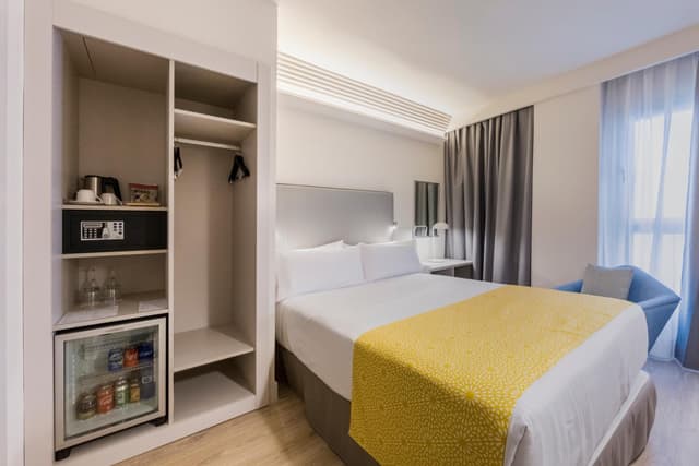 Single Room · photo 3
