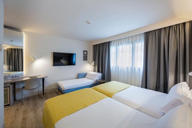 Triple Room (2 Adults + 1 Child) · photo 2