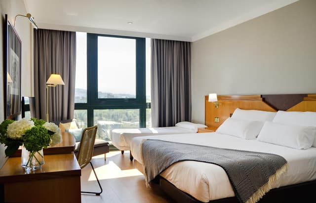 Double or Twin Room (2 Adults + 1 Child) · foto 2