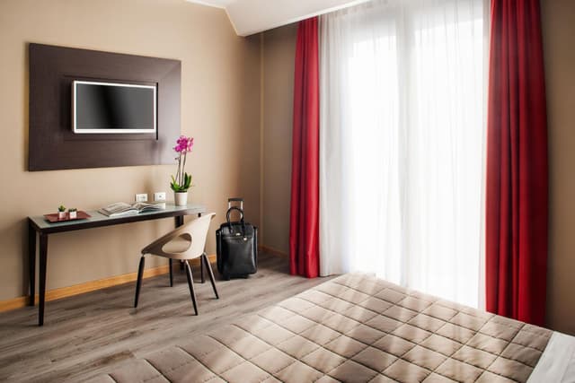 Twin Room with Balcony · photo 3