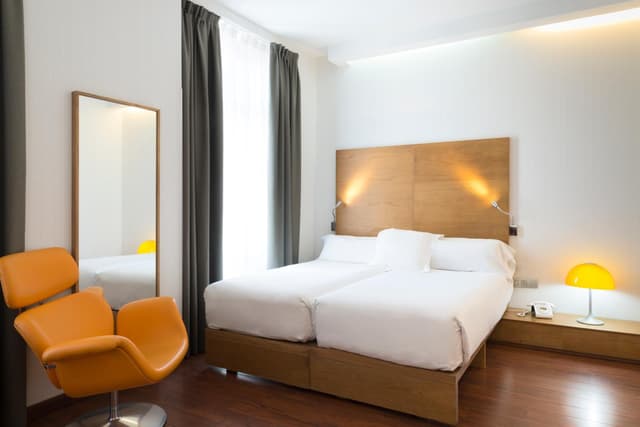 Double Room · photo 1