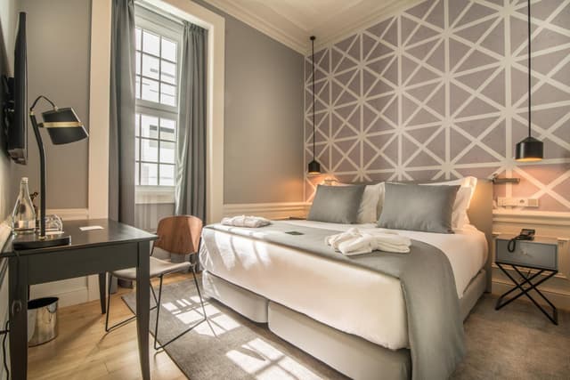 Classic Double or Twin Room with Interior View · photo 1