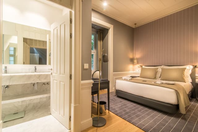 Classic Double or Twin Room with Interior View · photo 2