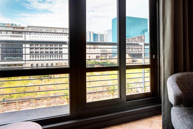 Deluxe Studio Apartment with Mountain View · photo 4