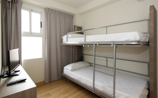 Habitación familiar (2 adultos + 1 niño) · foto 5