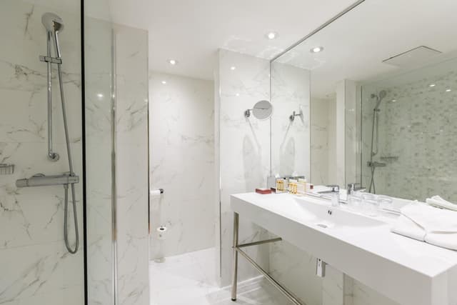 Habitación Doble Clásica con Desayuno Gratuito · foto 2