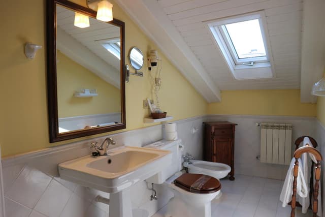 Double or Twin Room · photo 3